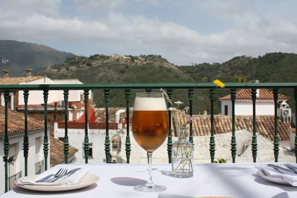 BODEGON GALLERY Restaurante & Tienda de Vinos_Benahavís_slider_image_2