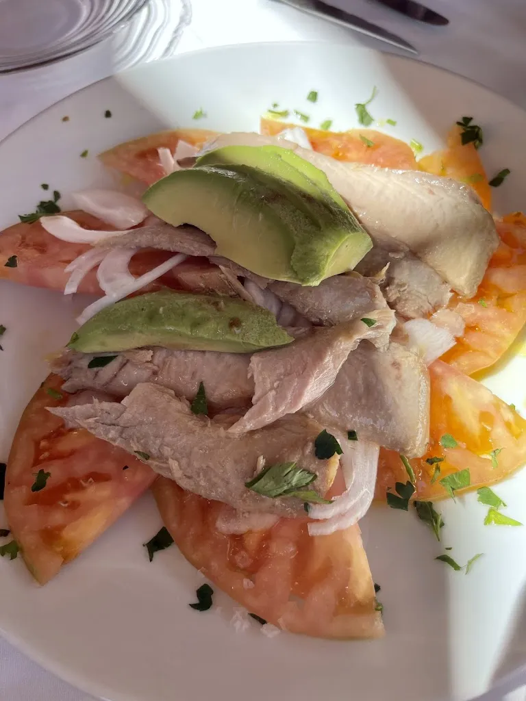 Menu_Restaurante Alcuzcuz Gallery at Hotel Alcuzcuz_Benahavís_image_5