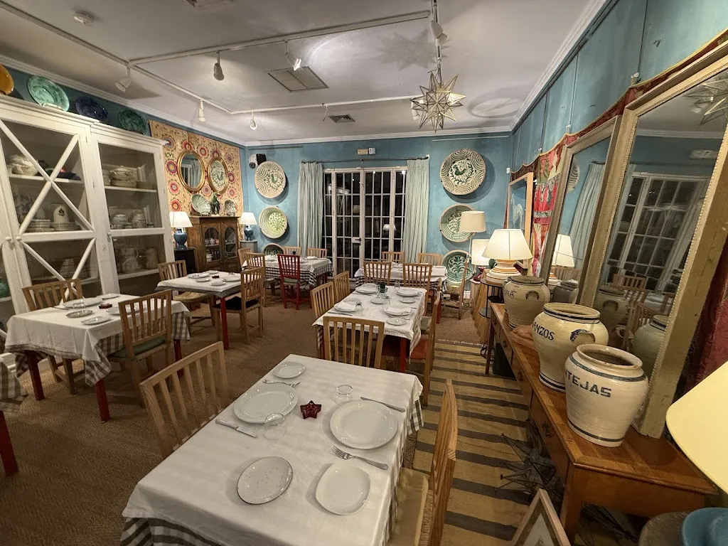 Ohad Gilad_Restaurante Alcuzcuz Gallery at Hotel Alcuzcuz_Benahavís_review