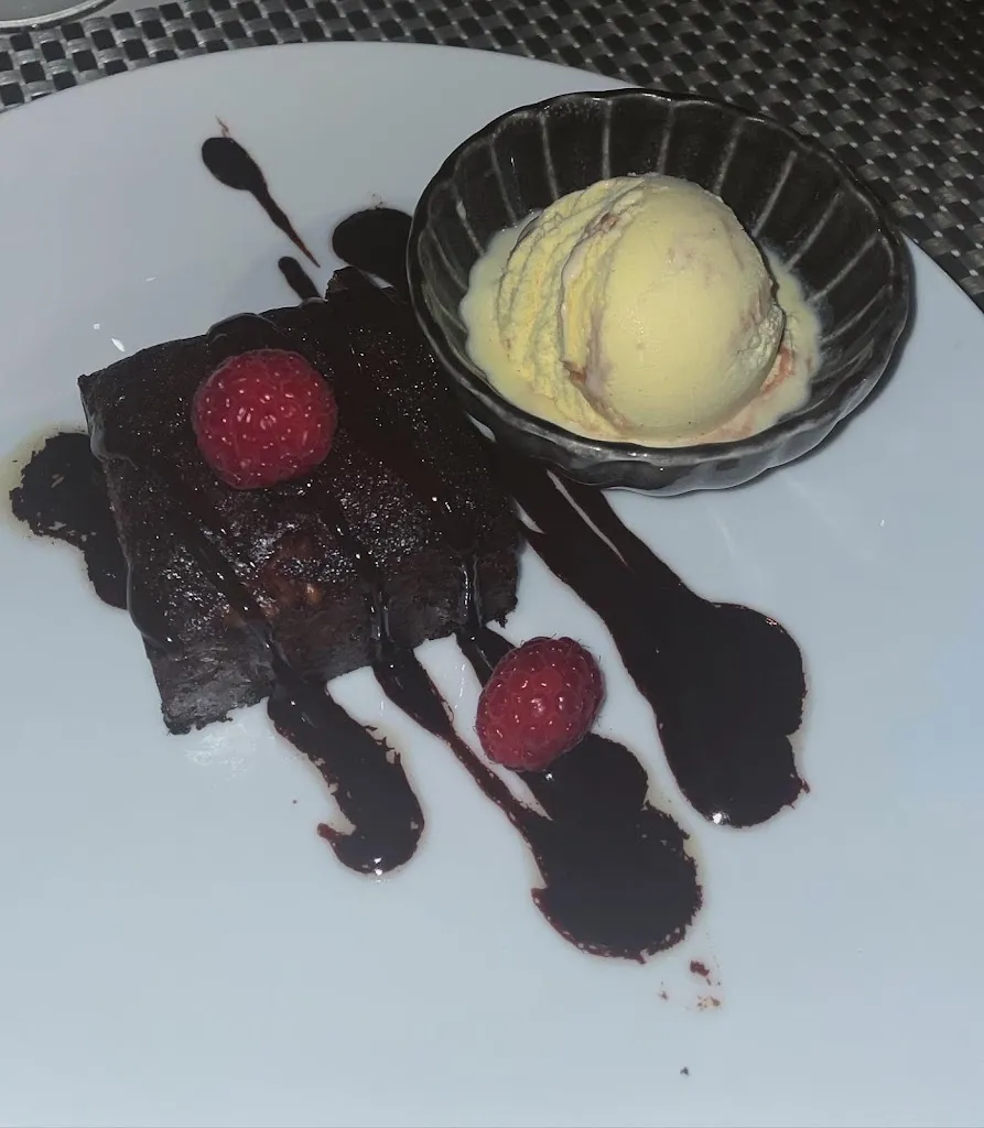 Lauren Kirk (Clicklaurenkirk)_Prado Bar & Restaurant_Benahavís_review