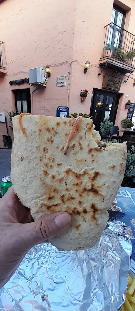 Hong Kong Stuey_Pizzeria Havis Kebab_Benahavís_review