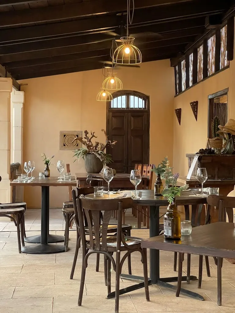 Restaurante ZINC restaurant in Mutxamel