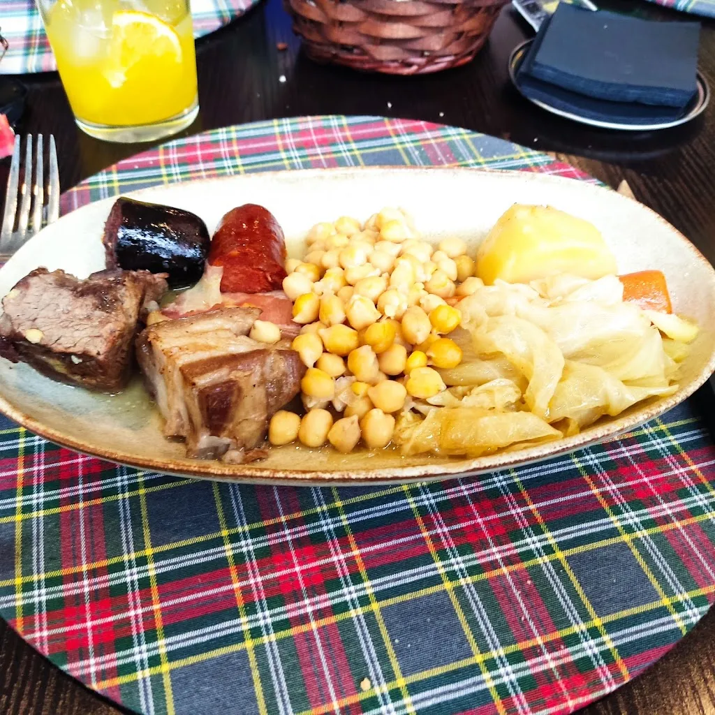 Juan Carlos Juana_Chic coin bar_Coín_review