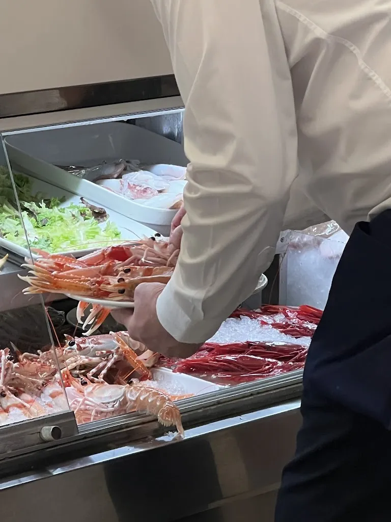 J S_Los Mellizos Puerto Marina El Mero_Benalmádena_review