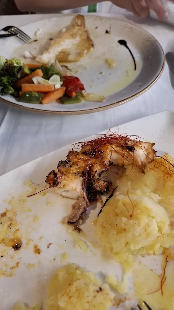 Моникa Зафировска_Los Mellizos Puerto Marina El Mero_Benalmádena_review