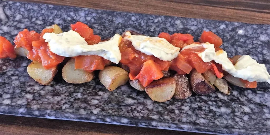 The Lilac Tree Restaurant & Bar_Benalmádena_slider_image_3