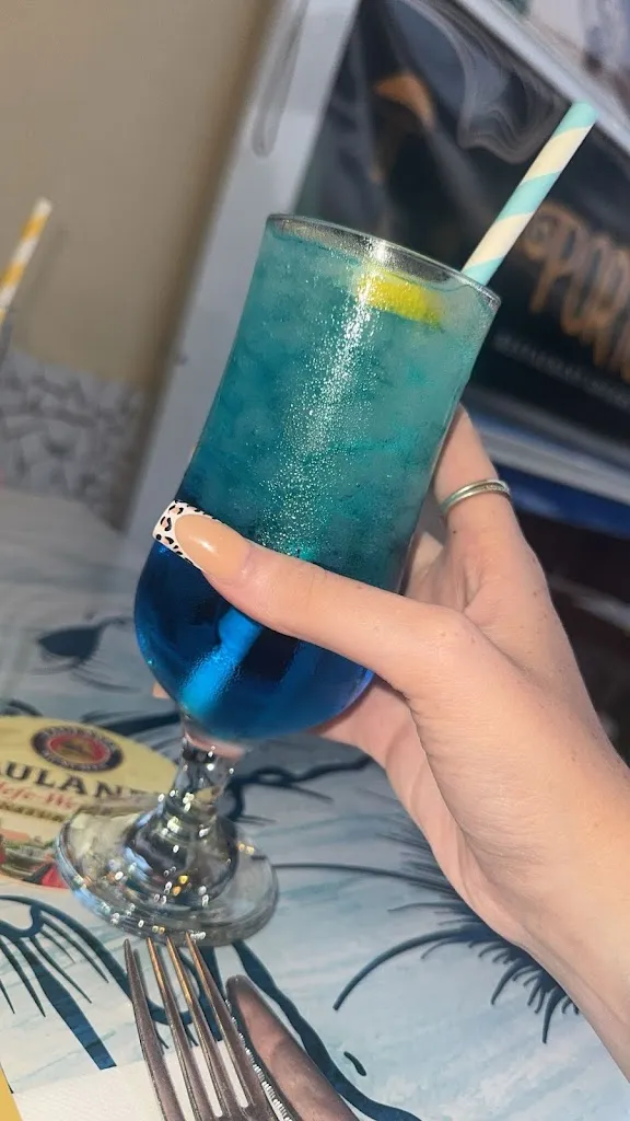 Bethany Tighe_Porto Bello_Benalmádena_review