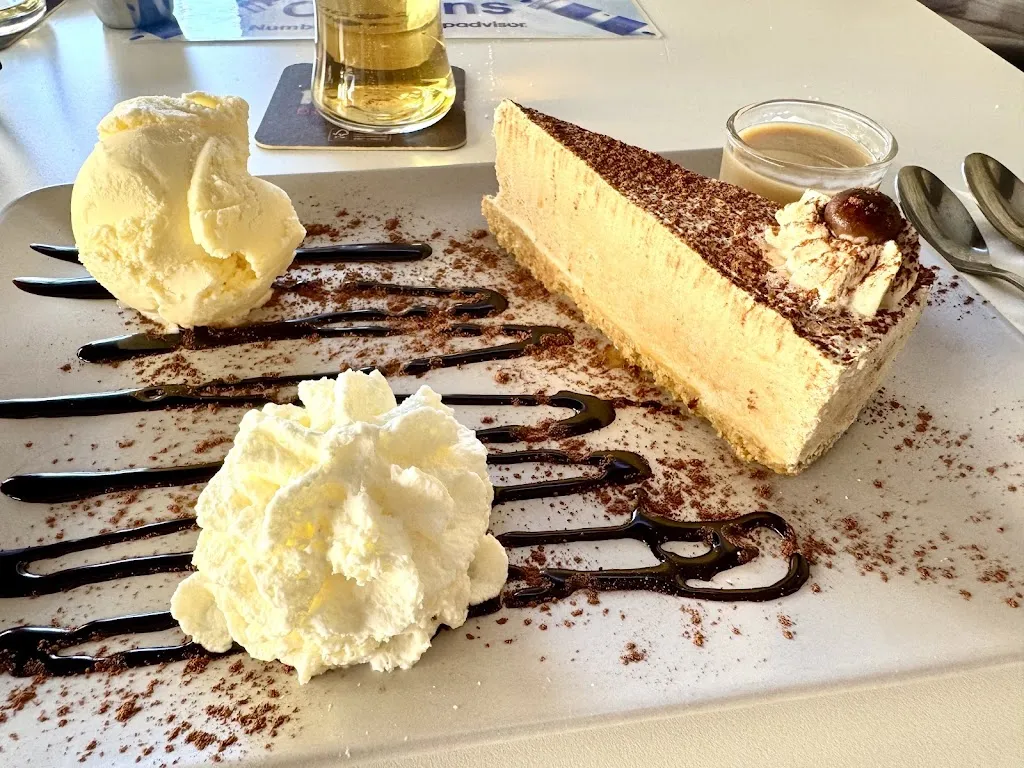 Mike Thomas_Oceans Fish & Chips Restaurant_Benalmádena_review