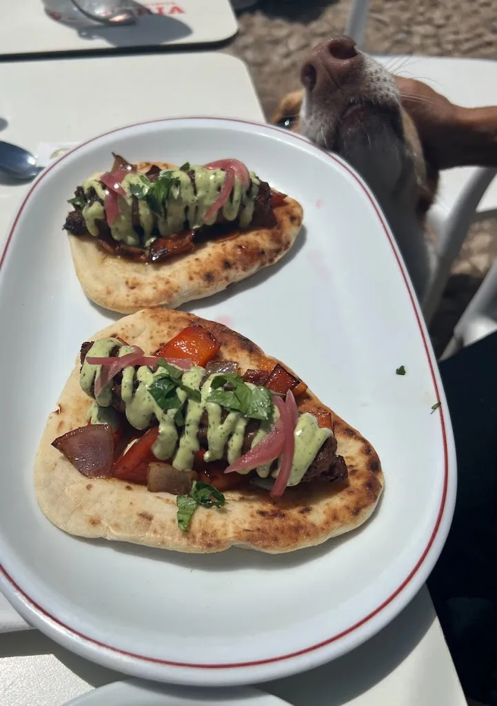 Fons The Psychedelic Guide_Hotel-Restaurante Verde Oliva_Comares_review