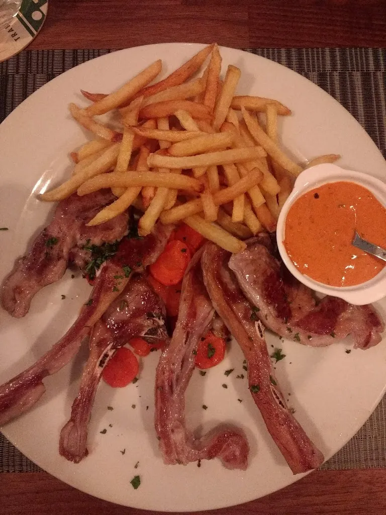 P J Goggin_Restaurante La Perla_Mutxamel_review