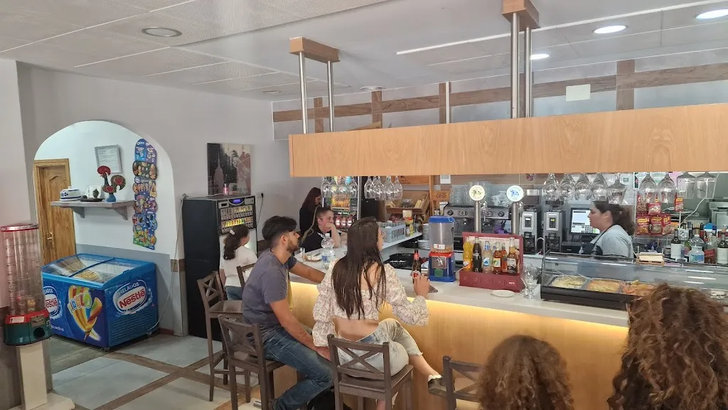 Daniel Díaz_Bar El Tapitéo_Casabermeja_review