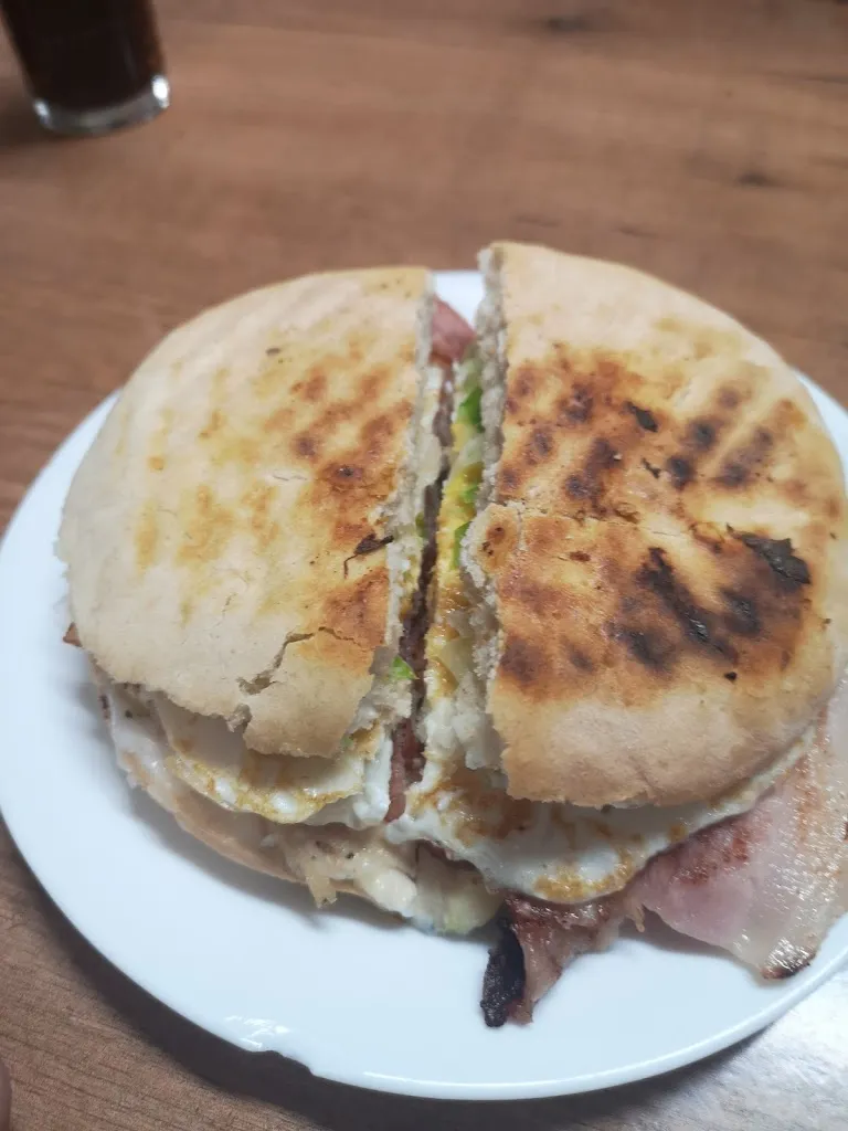 Papin Romero_Pizzería Nuevo MontBlanc_Casabermeja_review