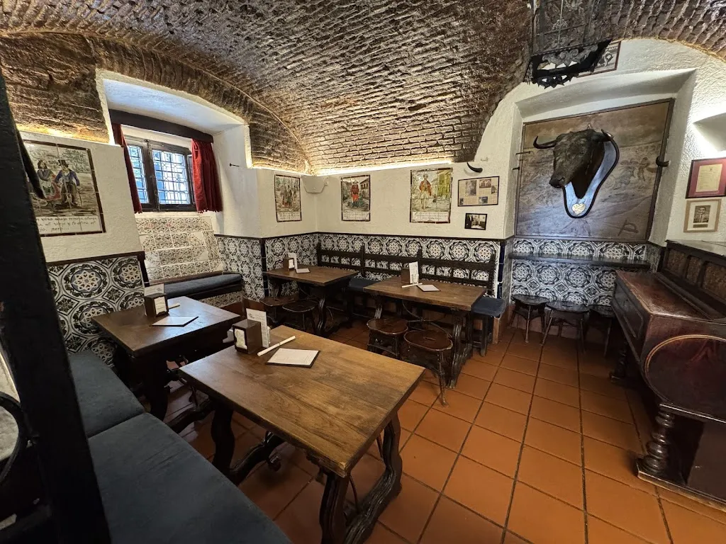 Las Cuevas de Luis Candelas · Restaurant_Cuevas Bajas_slider_image_3