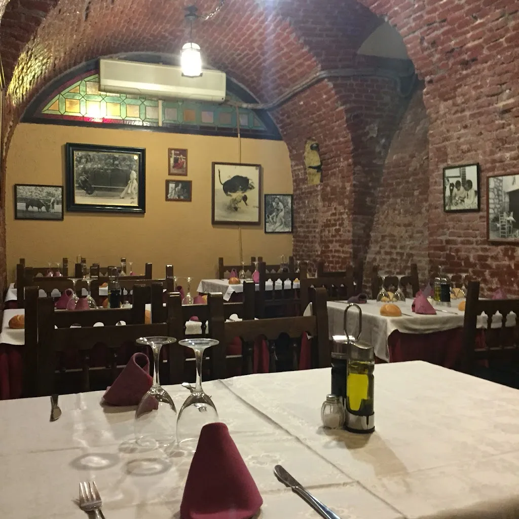 Las Cuevas del Duque_Cuevas Bajas_slider_image_1