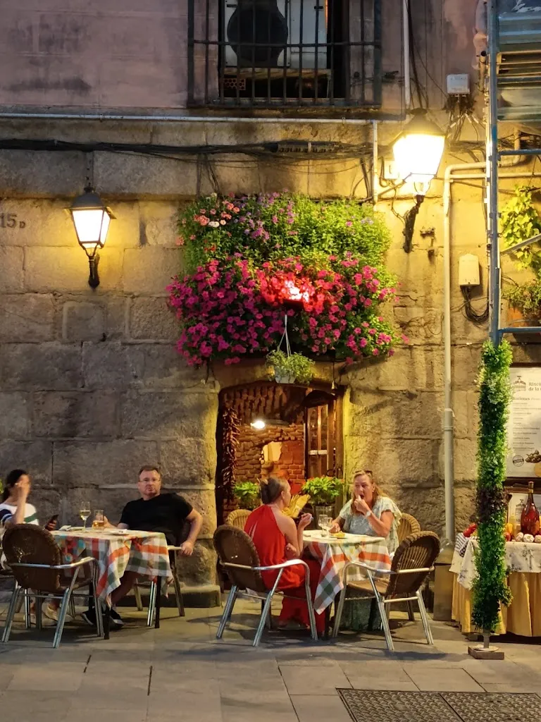 Mesón Rincón de la Cava_Cuevas Bajas_slider_image_3