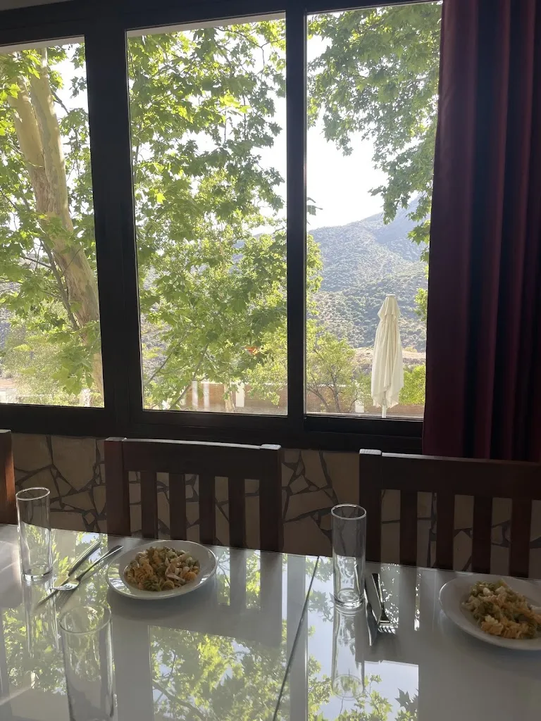 Nataliia Vinogradova_Hotel Rural Restaurante 