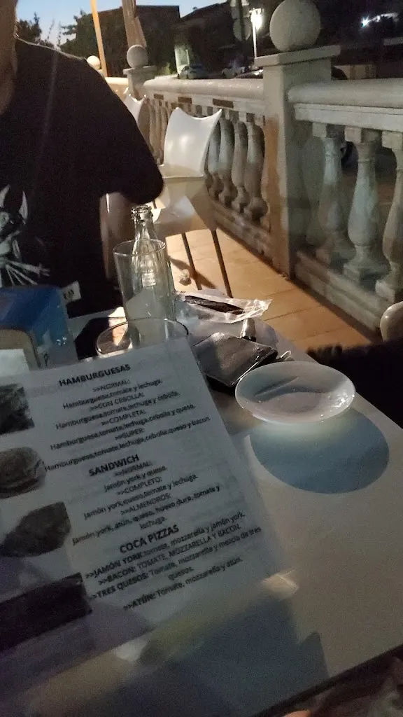 Menu_Bar Los Almendros_Cuevas de San Marcos_image_1