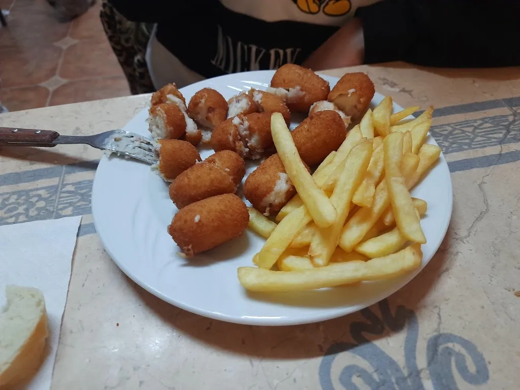 Menu_Bar Los Almendros_Cuevas de San Marcos_image_4