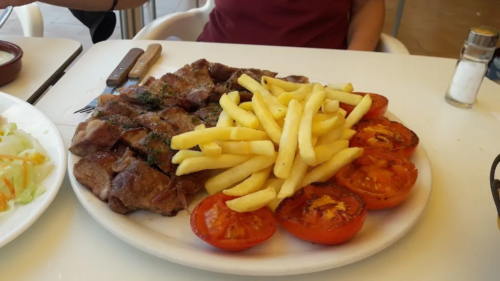 Bar Los Almendros_Cuevas de San Marcos_slider_image_2