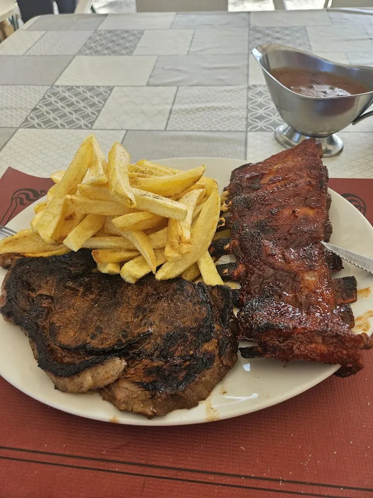 Pavo Real_Cómpeta_slider_image_3