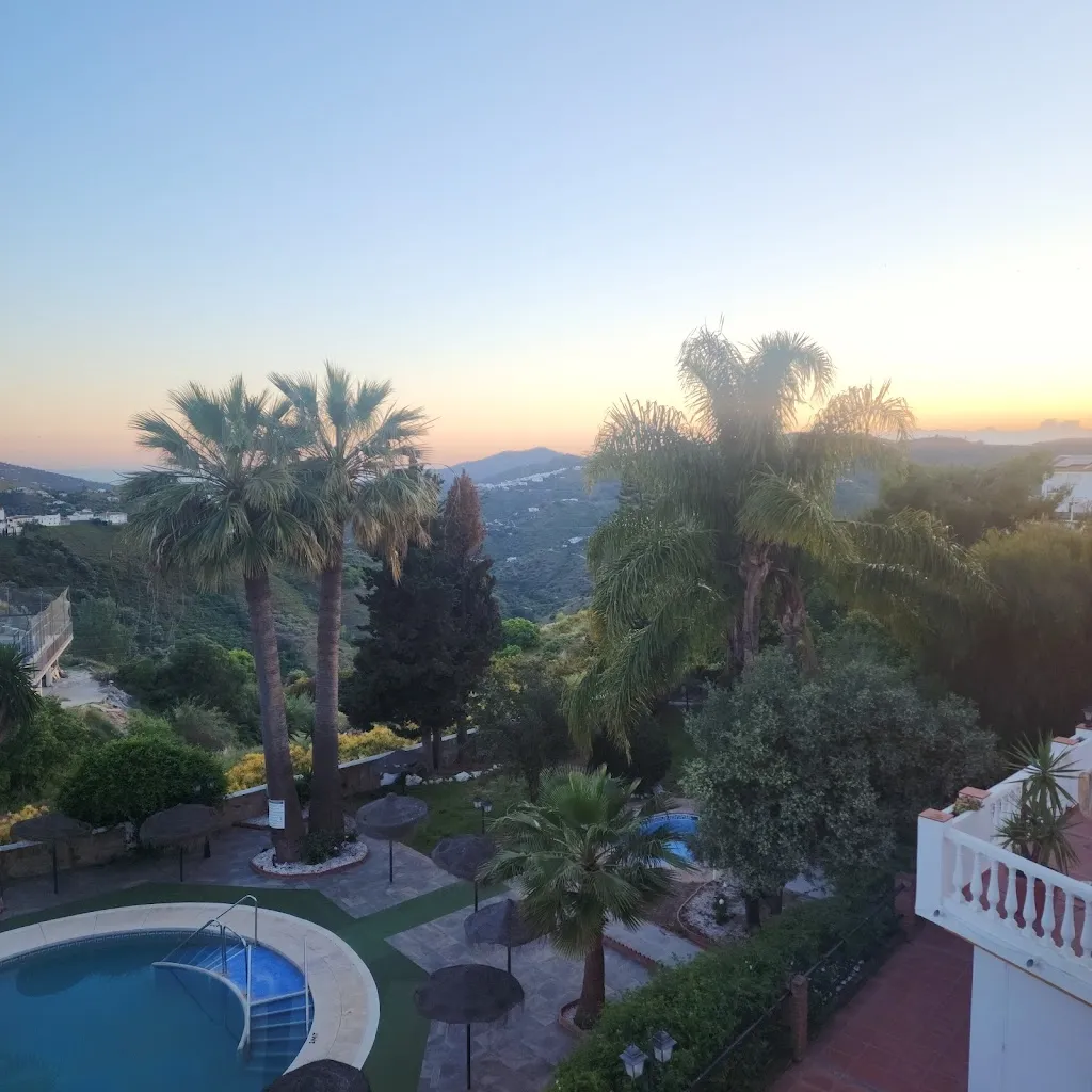 Matt_HOTEL Y BUNGALOWS BALCON DE CÓMPETA_Cómpeta_review