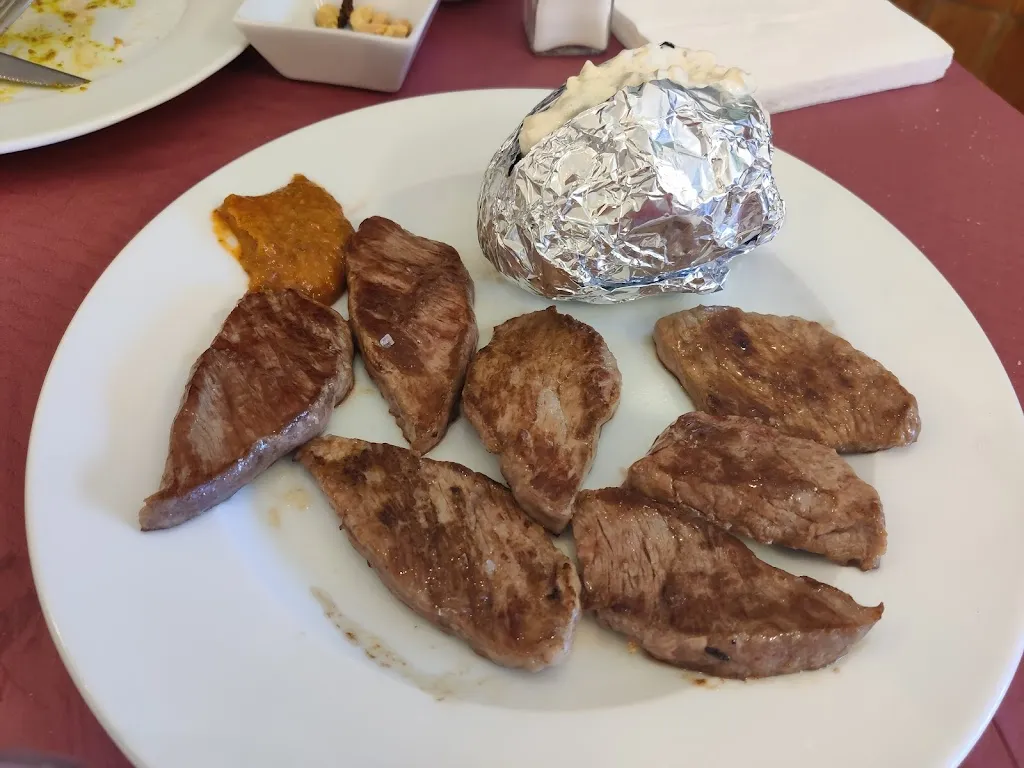 Menu_Restaurante Lagares_Cuevas del Becerro_image_6