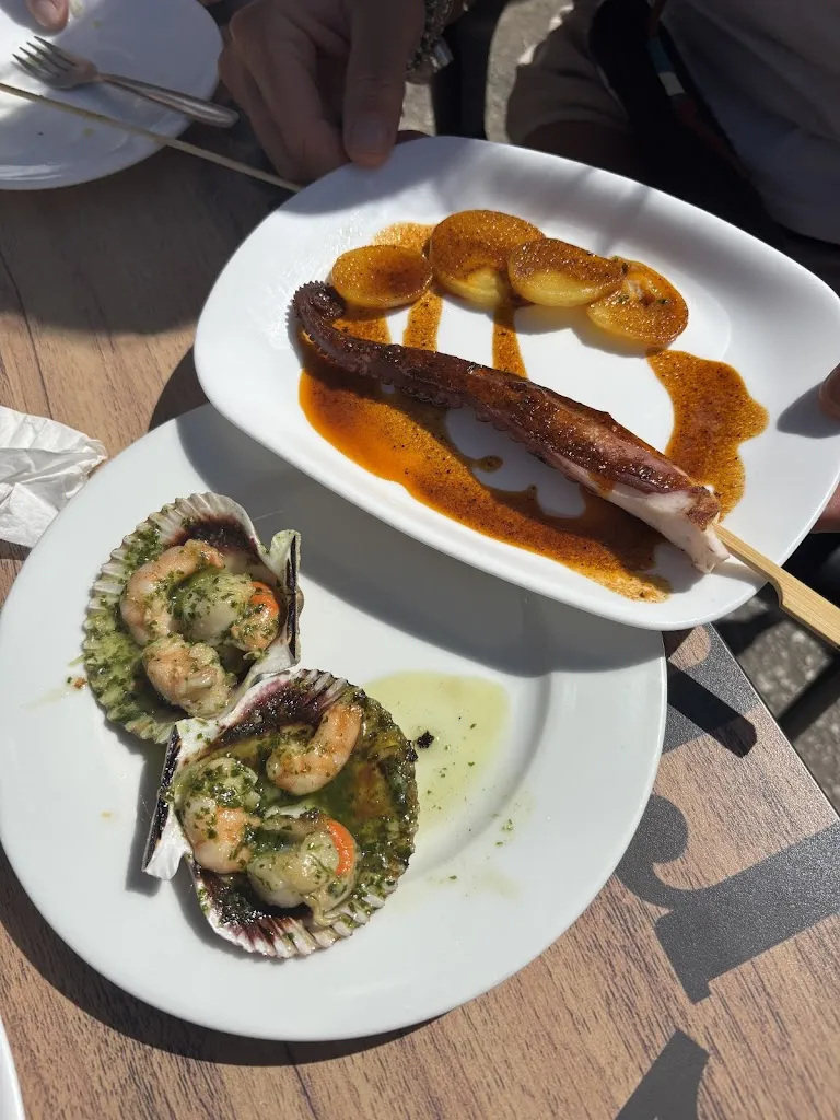 Marta Tassara_Bar Pescaero_Cuevas del Becerro_review