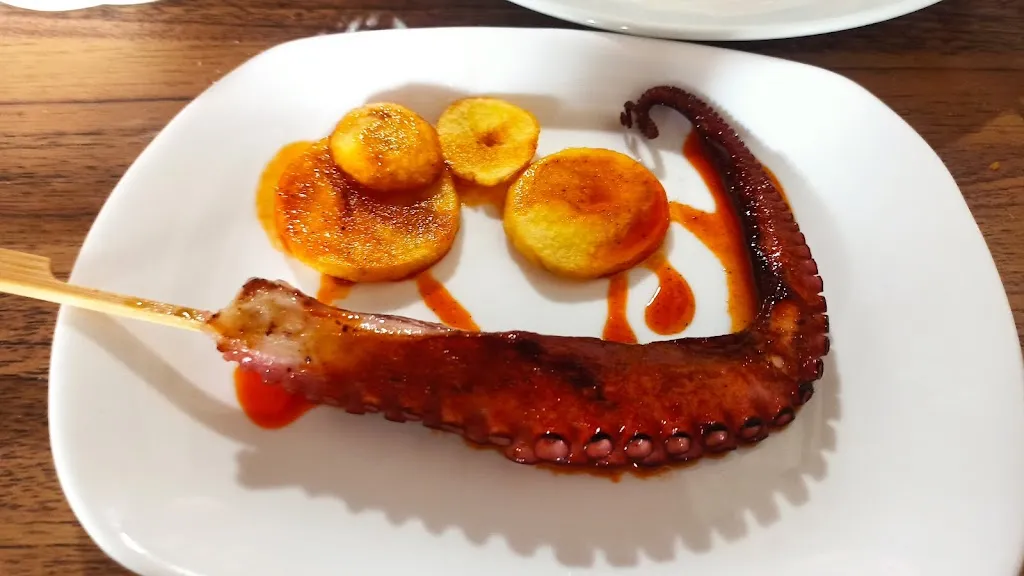 Bar Pescaero restaurant in Cuevas del Becerro