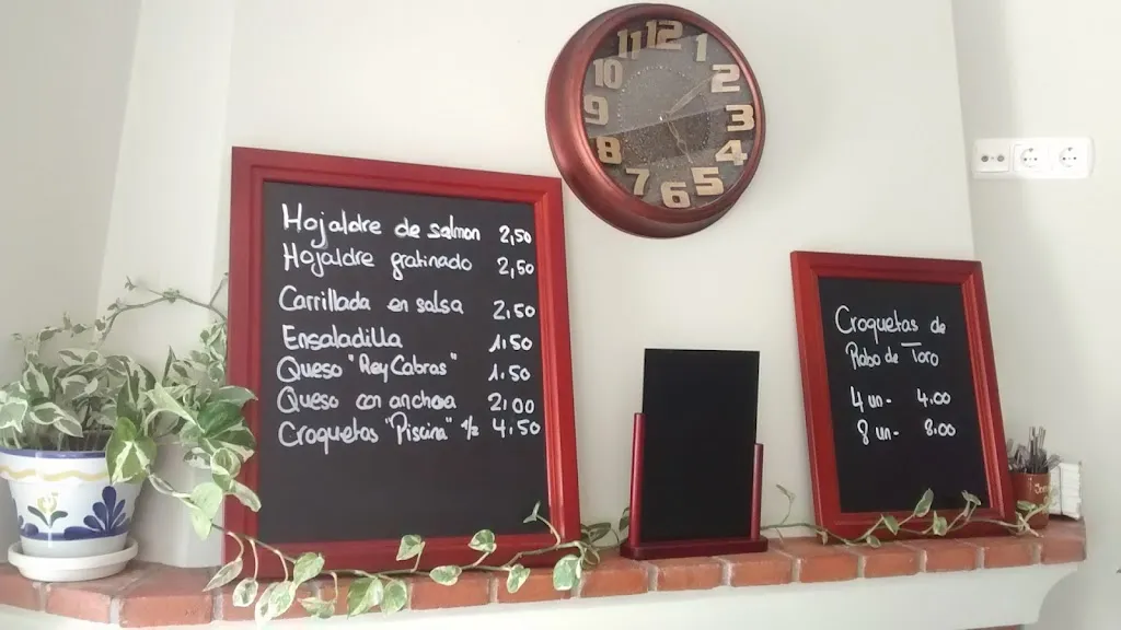 Menu_Restaurante La Piscina_Cuevas del Becerro_image_2