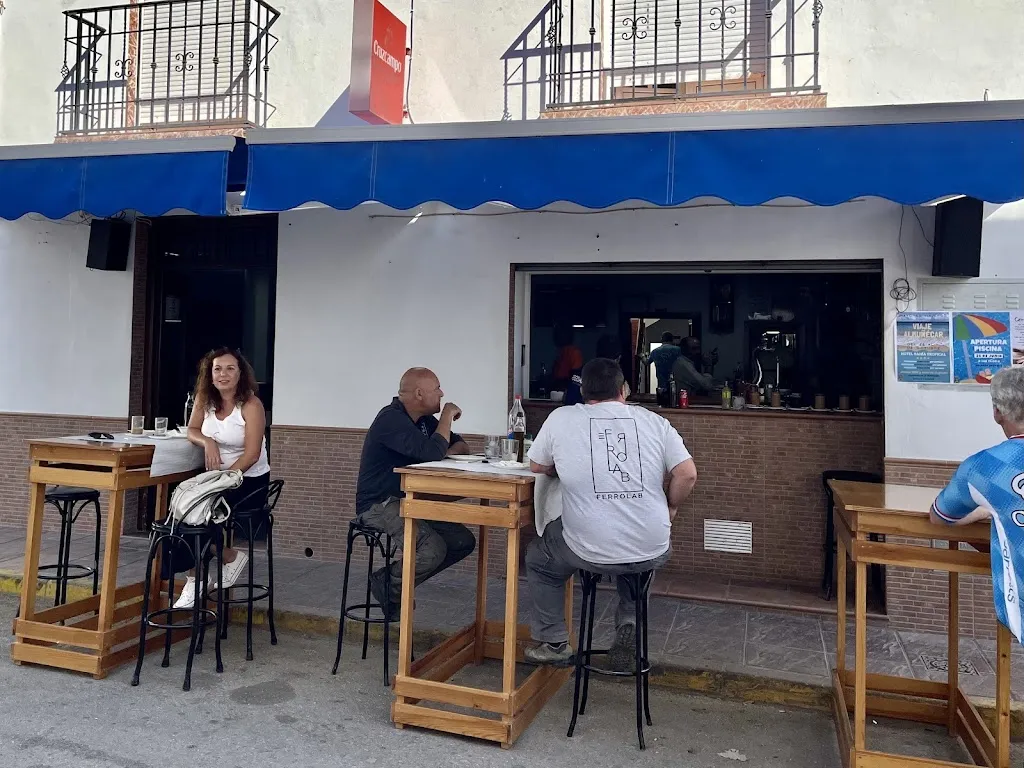 Conor O'Donoghue_bar pedro_Cuevas del Becerro_review