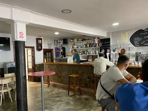 Alvaeno Alvaeno_bar pedro_Cuevas del Becerro_review