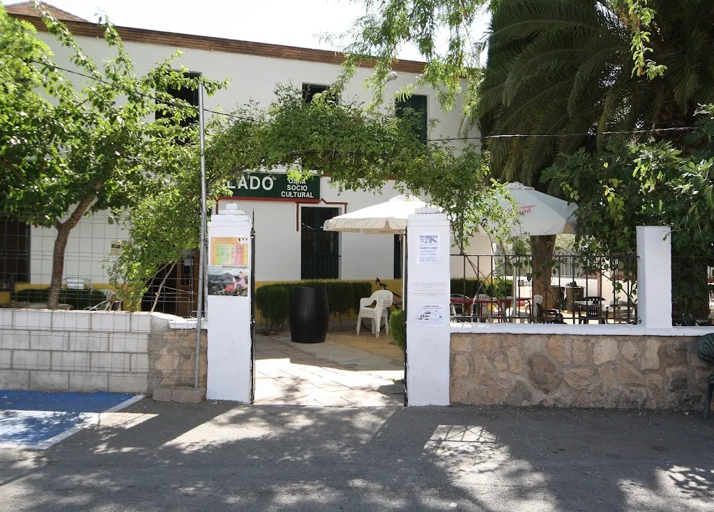 Hogar del Jubilado Cuevas del Becerro_Cuevas del Becerro_slider_image_3