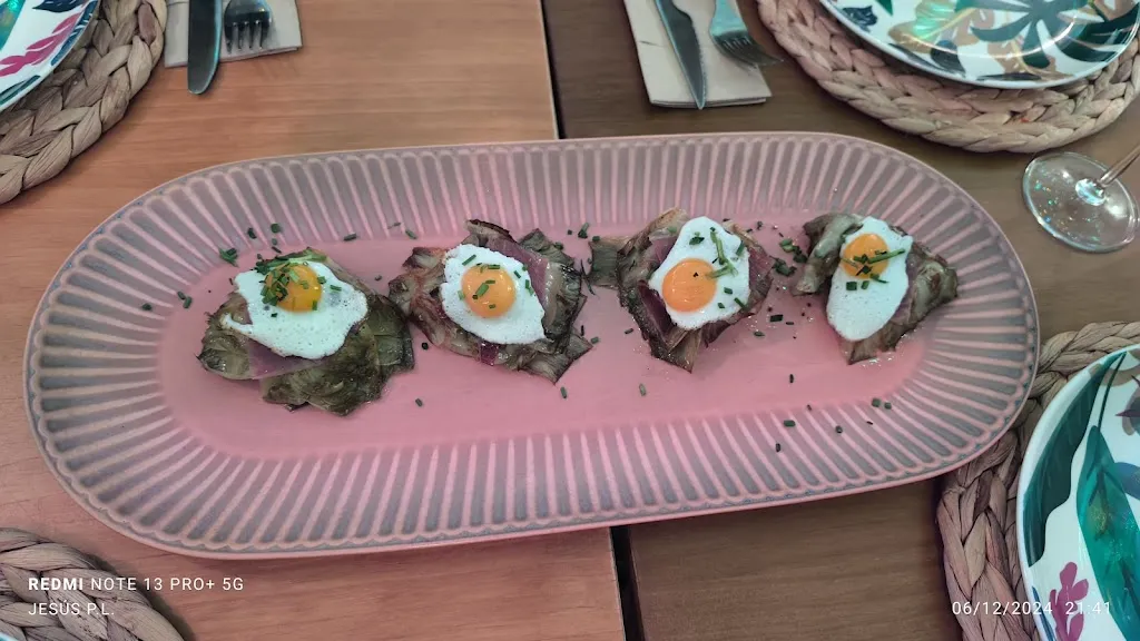 Jesus Perez Lozano_Taberna La Alegría_Cuevas del Becerro_review