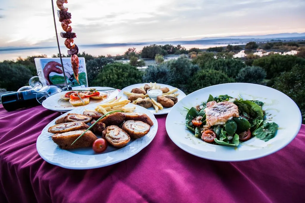 Bar Cafetería Tejada. 