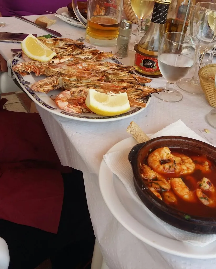 Menu_Cafeteria nuevo Parque, Cartama_Cártama_image_8