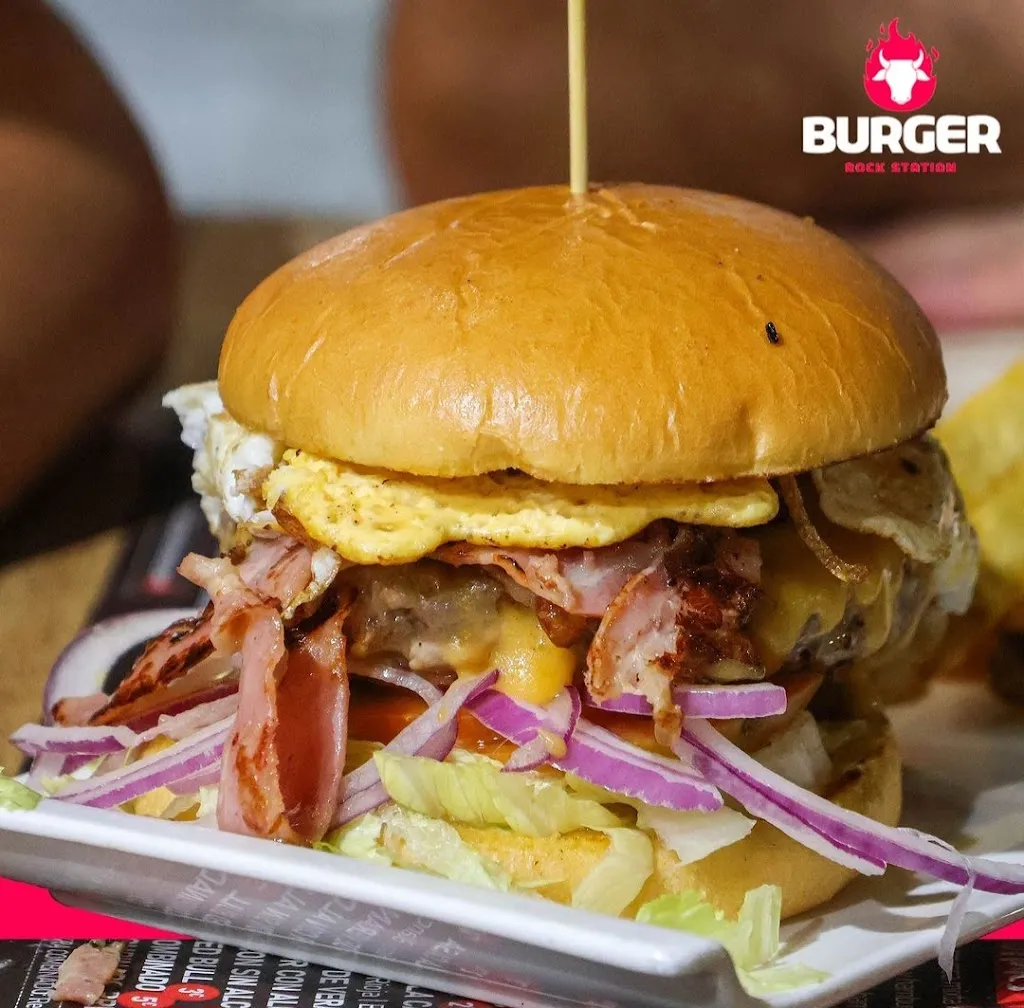 Burger Rock Station restaurant in Cártama