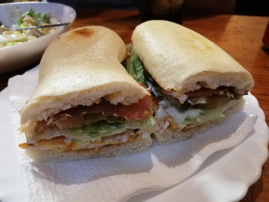 Menu_Hamburgueseria Cynthia_Cártama_image_8