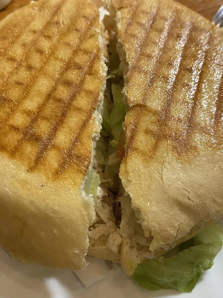 José Antonio Domínguez_Hamburgueseria Cynthia_Cártama_review