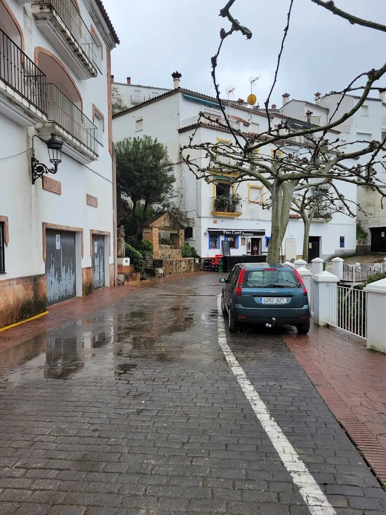 Paul O'Rorke_Pub Cabry_Genalguacil_review