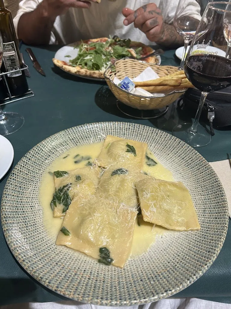 sophie bazuin_Restaurante El Rincón Toscano_Estepona_review