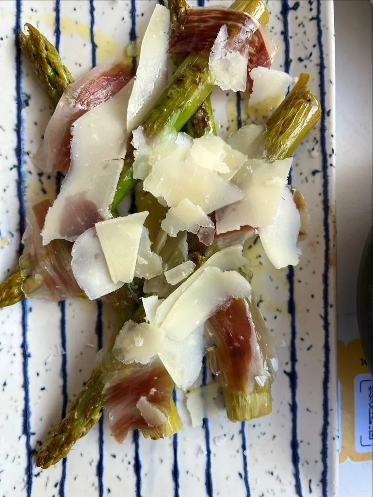 A & A S_Tapas Diez_Estepona_review