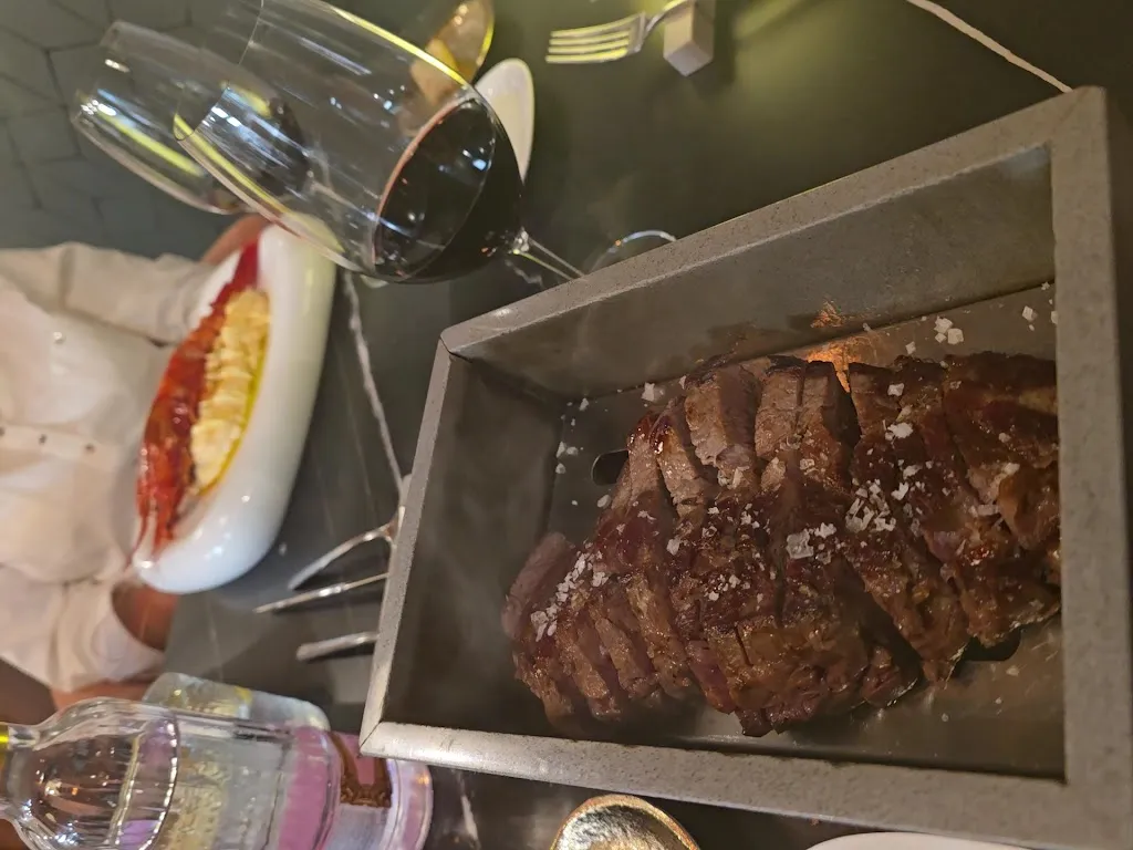 Restaurante Kuvo_Estepona_slider_image_2