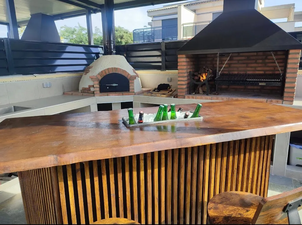 La barra de Grato ristorante a Mutxamel