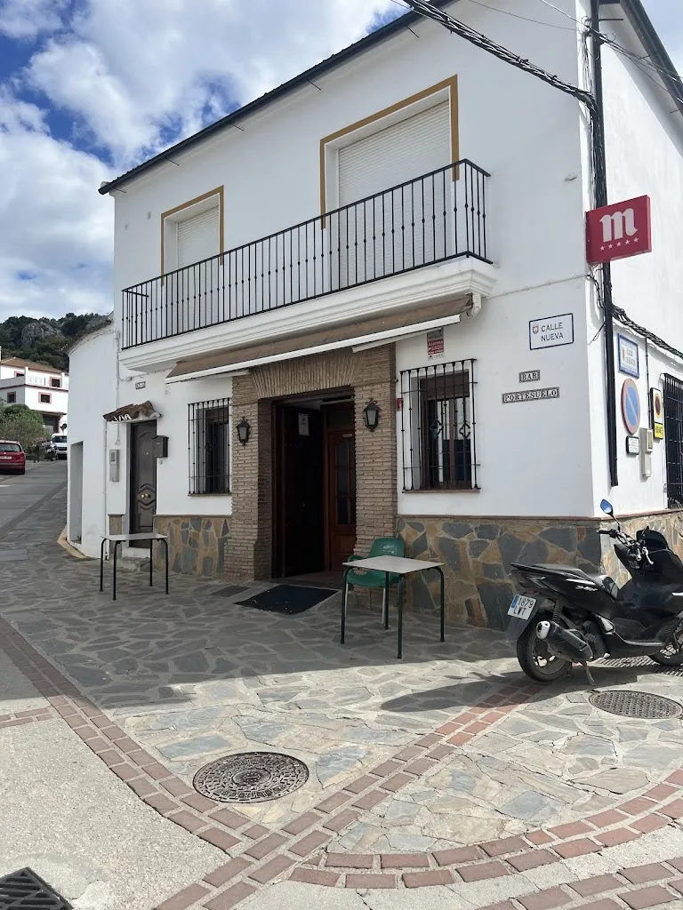 Alvaro de la Cruz Jimenez_Bar El Portesuelo_Gaucín_review