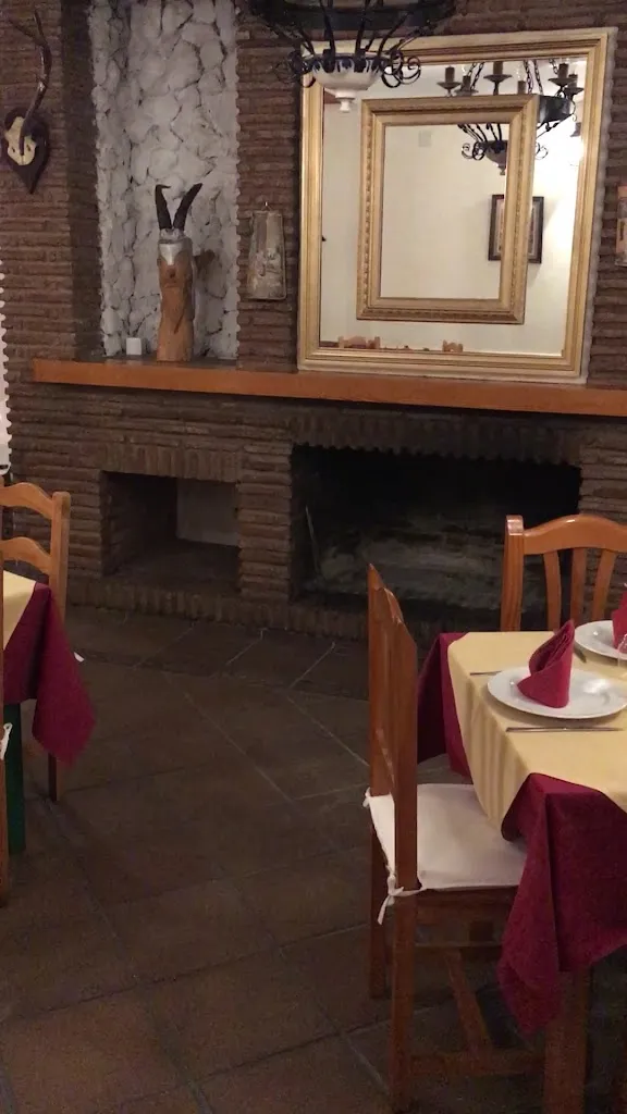 Restaurante Nuevo ENTRESIERRAS_Istán_slider_image_2