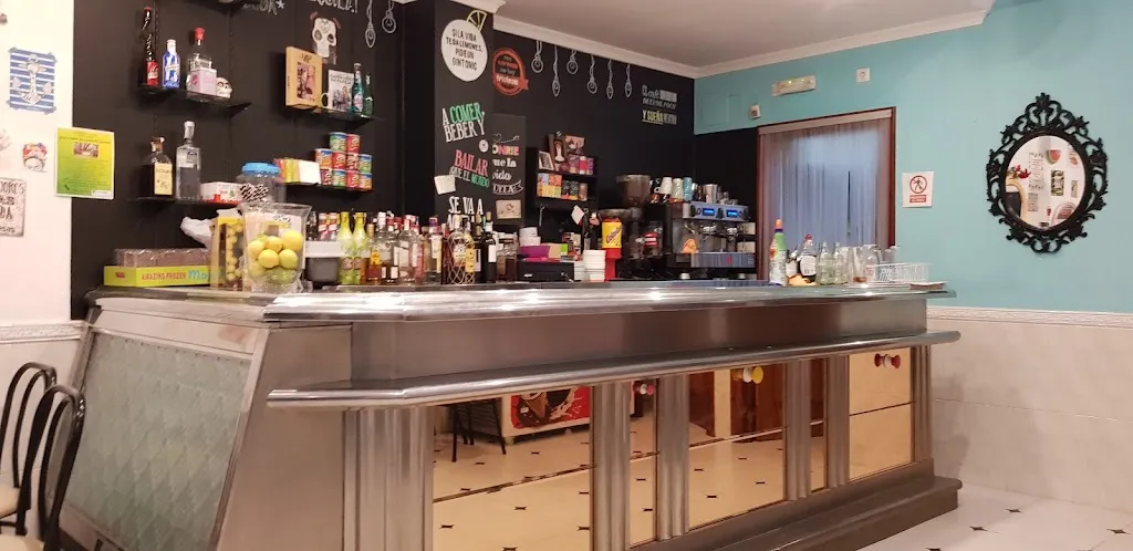 PAN8S Café Bar restaurant in Istán