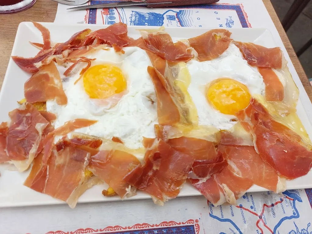 Istan Plaza_Istán_slider_image_2