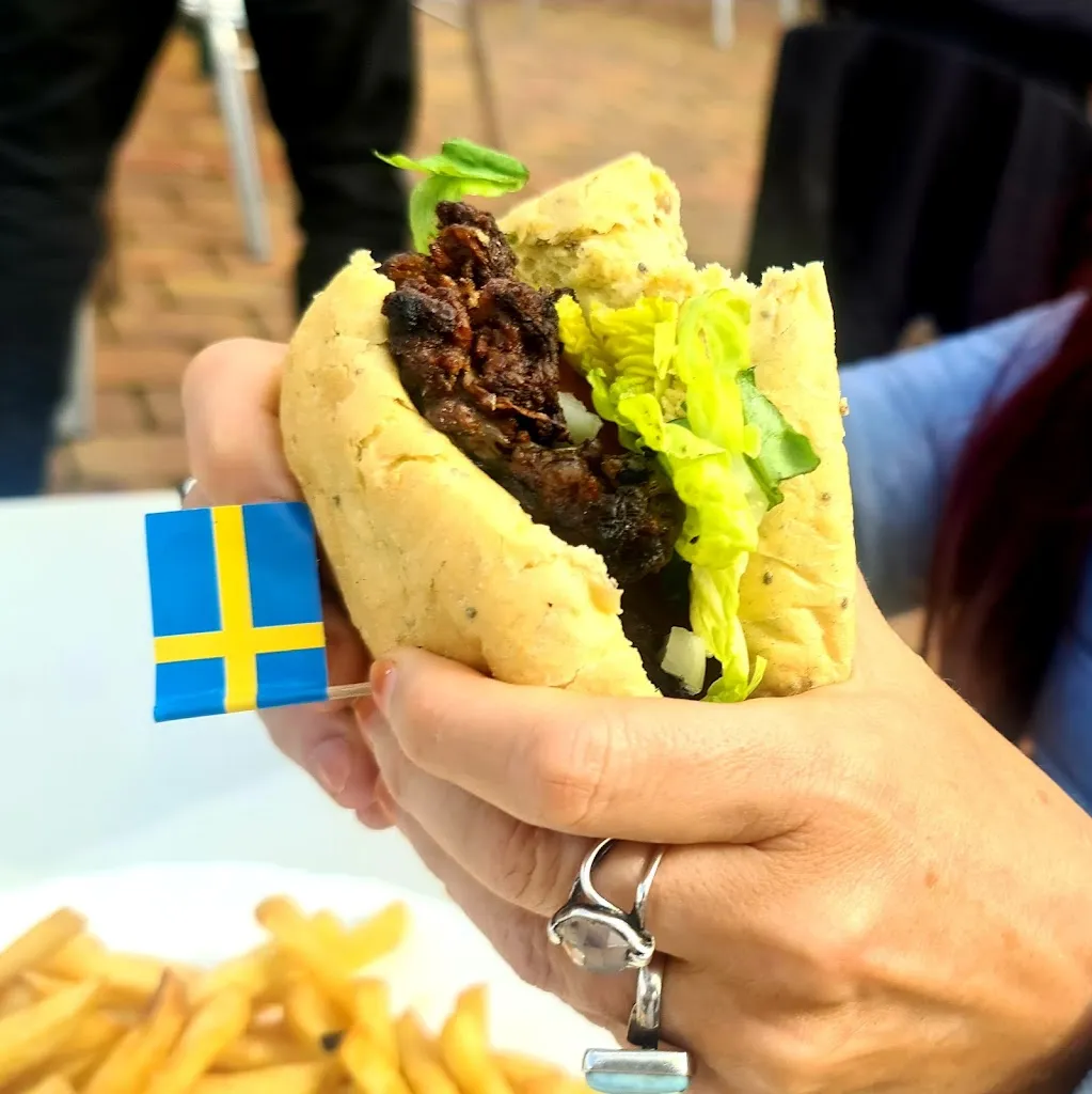 Dean Tyler Shelton_Allioli Bar y Más_Jimera de Líbar_review