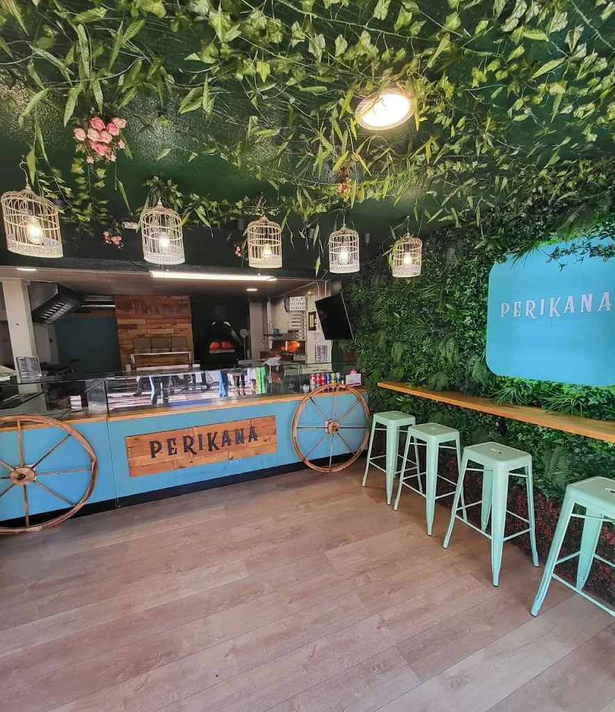 Pizzeria Perikana 'World Street Food' restaurant in Mutxamel