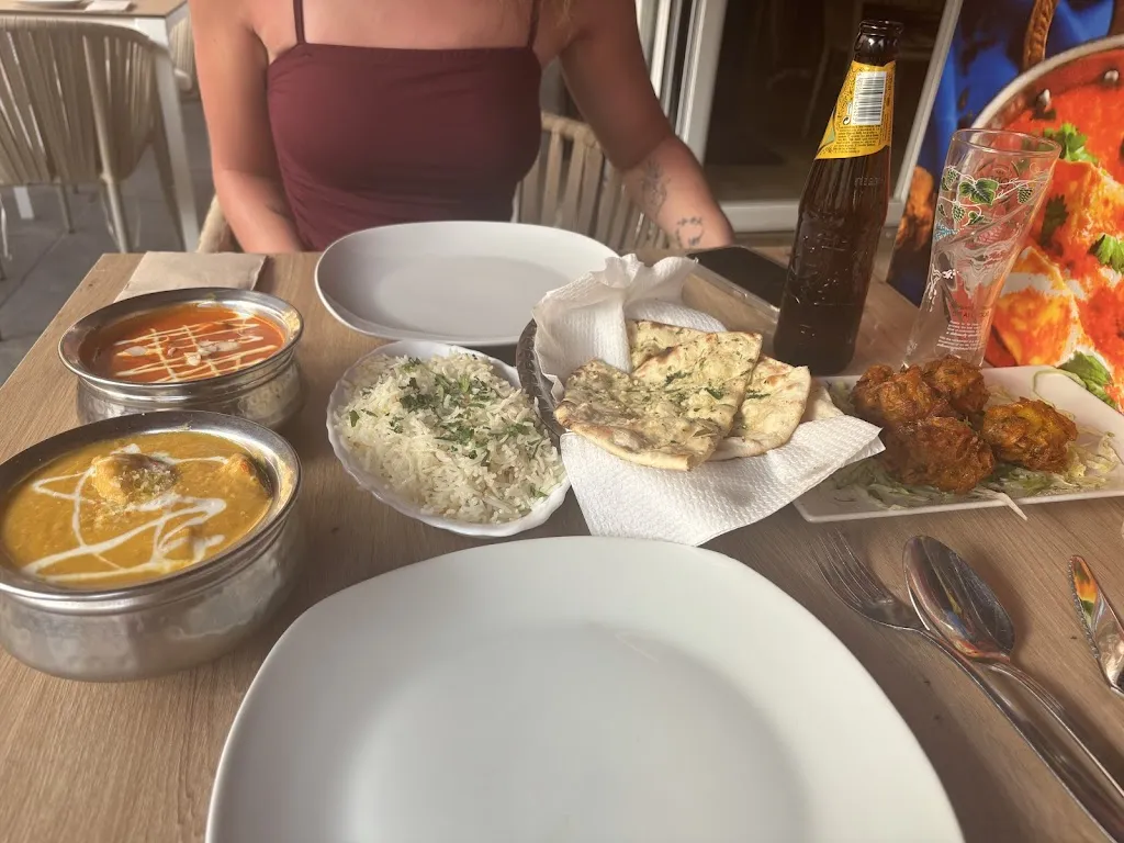 Olivia Graham_Bollywood Indian Restaurant Fuengirola_Fuengirola_review